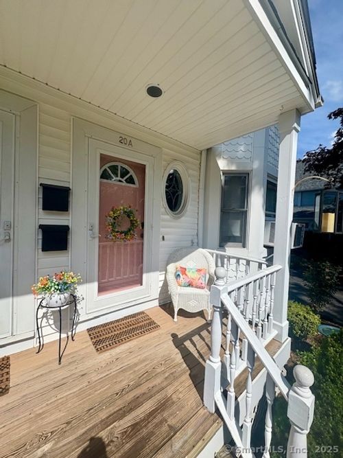 a-20 Cedar St, Branford, CT, 06405-3604 | Card Image