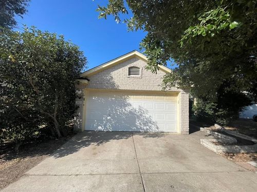 1823 Barilla Mountain Trl, Round Rock, TX, 78664-7292 | Card Image