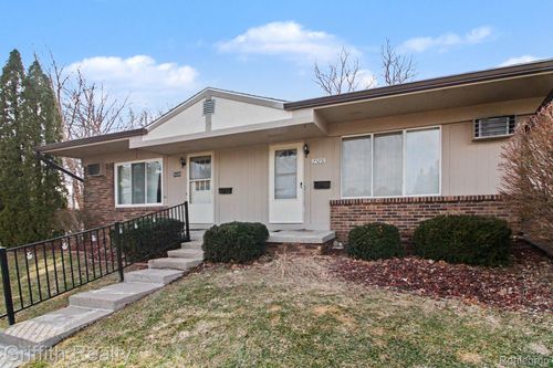 2-25231 Potomac Drive, South Lyon, MI, 48178 | Card Image