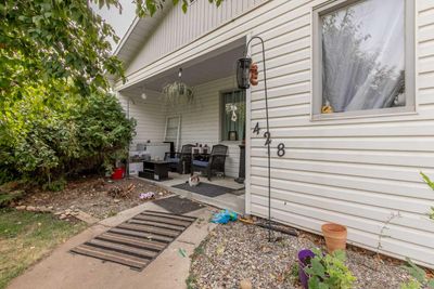 428 12 St N, House detached with 2 bedrooms, 1 bathrooms and 1 parking in Lethbridge AB | Image 3