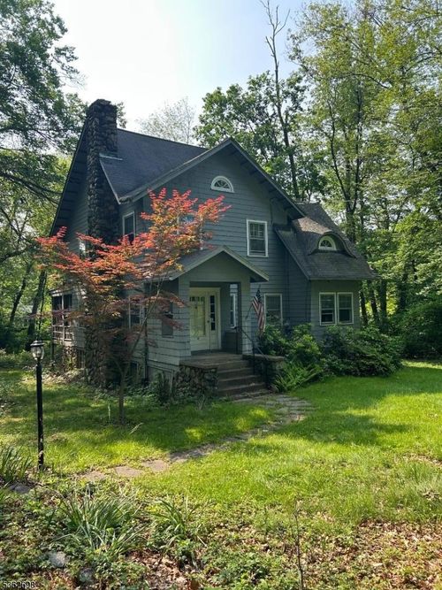 44 Hanover Rd, Mountain Lakes, NJ, 07046-1016 | Card Image