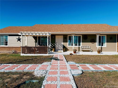 55657 E Apache Pl, Strasburg, CO, 80136-8038 | Card Image