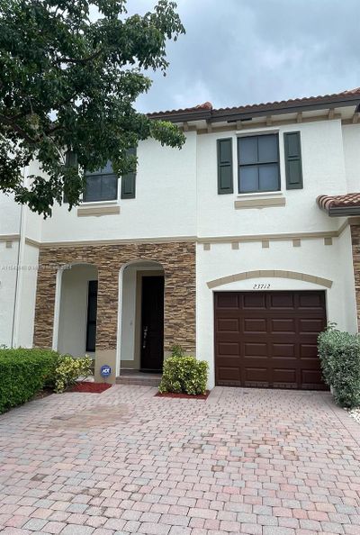 23712 - 23712 Sw 117th Pl, Townhouse with 3 bedrooms, 3 bathrooms and null parking in Homestead FL | Image 2