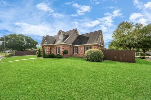 1603 Dove Run, Brookshire, TX, 77423-8914 | Card Image