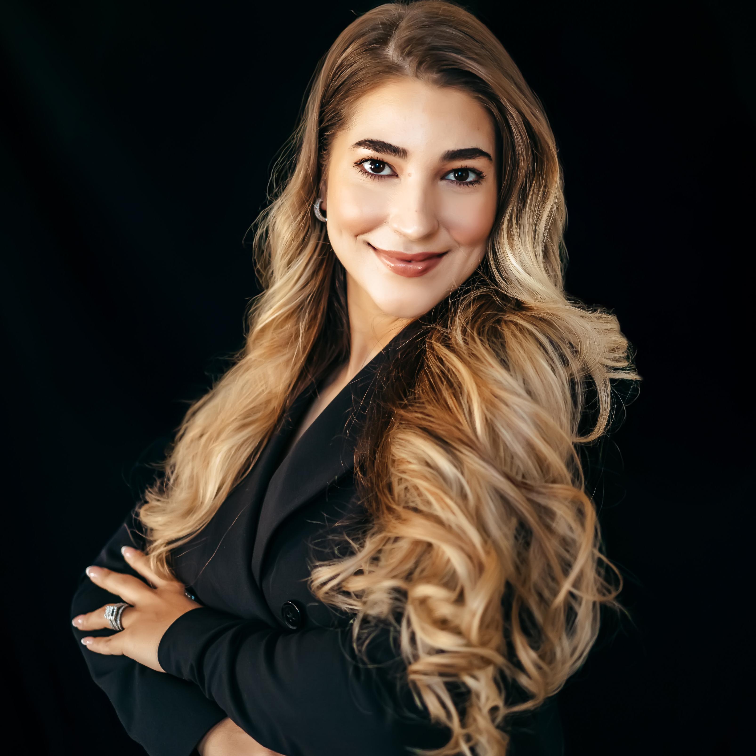 Roxana Castellon