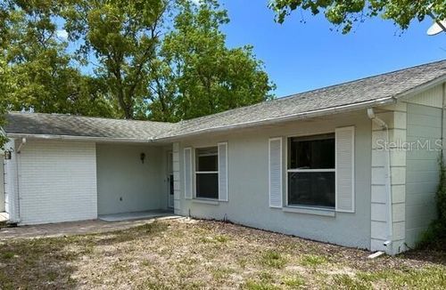 8907 Wayward Circle, HUDSON, FL, 34667 | Card Image