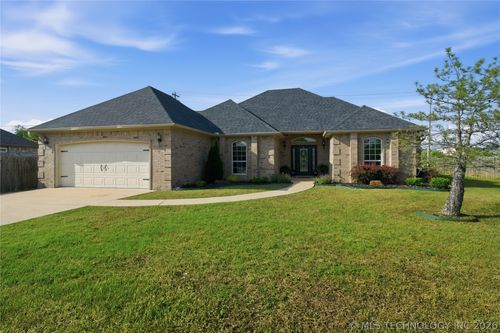 1515 Redwood Pl, Tahlequah, OK, 74464-6050 | Card Image