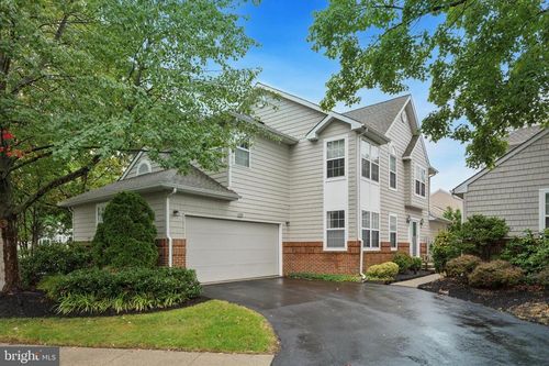 1988 Knight Cir, YARDLEY, PA, 19067-7213 | Card Image