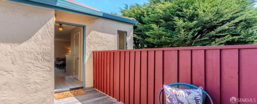 945 Fassler Ave, Pacifica, CA, 94044-3659 | Card Image