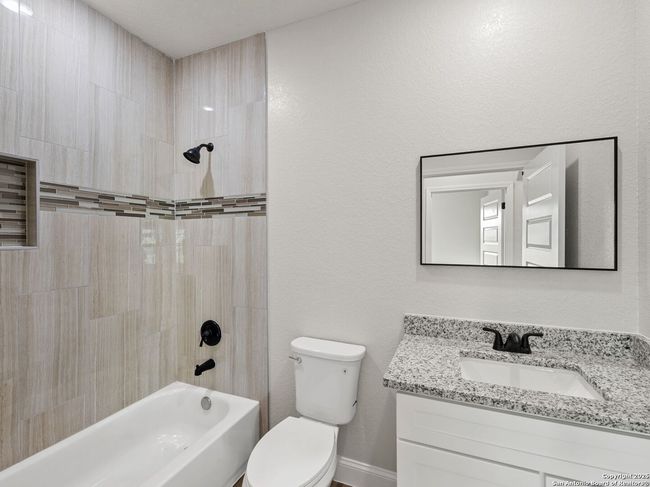 52 Peach Tree Ave, House other with 3 bedrooms, 2 bathrooms and null parking in Poteet TX | Image 30