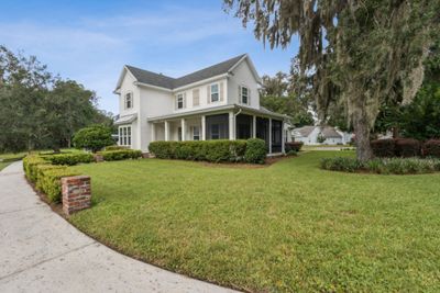 28903 Grandview Manor, Home with 4 bedrooms, 2 bathrooms and null parking in Yulee FL | Image 2