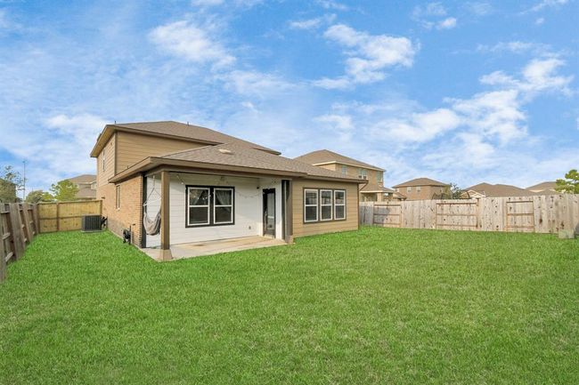 2715 Fairfield Landing Ln, House other with 4 bedrooms, 3 bathrooms and 2 parking in Pearland TX | Image 27