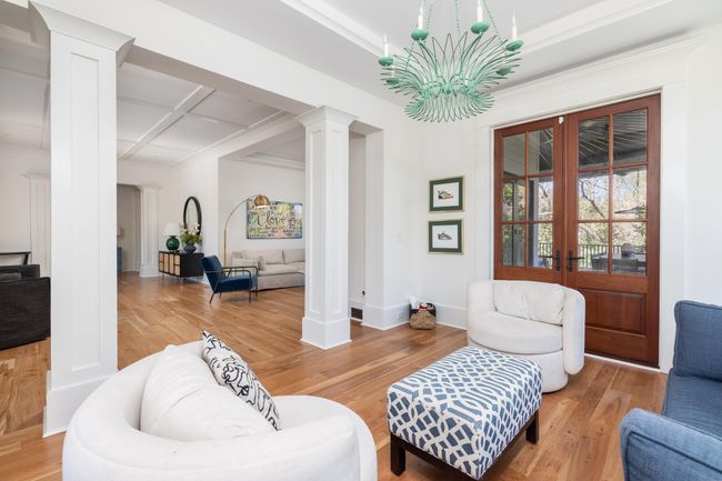 Sun Room | Image 11