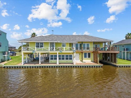 6 Trout Ln, Freeport, TX, 77541-7914 | Card Image