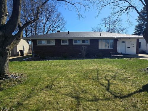 1228 Sarkies Drive Ne, Warren, OH, 44483 | Card Image