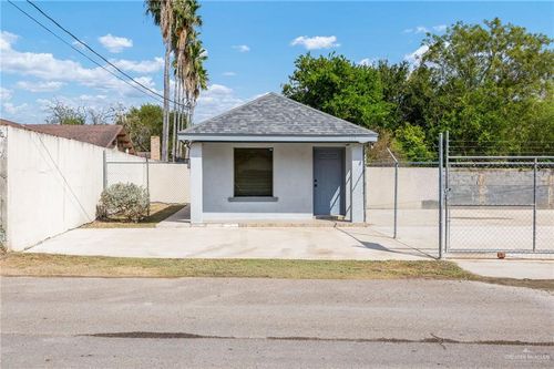 123 N Flores St, Roma, TX, 78584 | Card Image