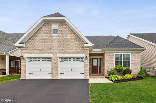 3 Samarpan Ct, Hightstown, NJ, 08520-2128 | Card Image