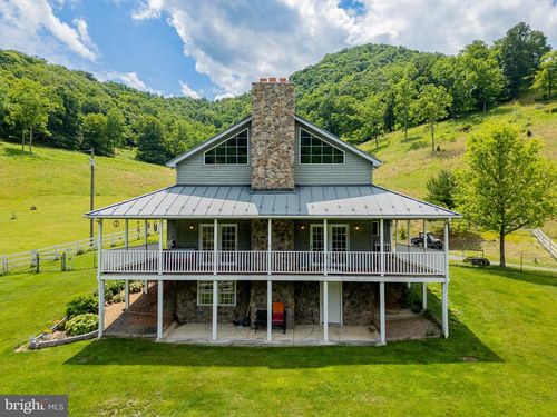 90 Tsar Mountain Ln, FRANKLIN, WV, 26807-1129 | Card Image
