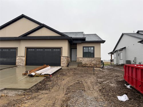 1212 Berkshire Ln, North Liberty, IA, 52317-4894 | Card Image