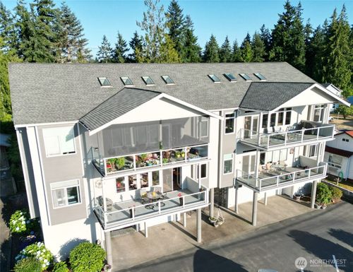 unit-202-219 Tracy Ave N, Port Orchard, WA, 98366-5148 | Card Image