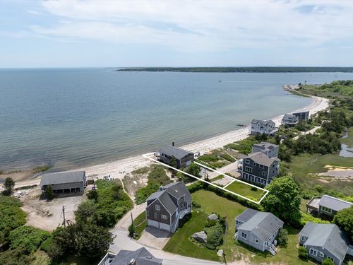 42 Pico Beach Rd, Mattapoisett, MA, 02739-2122 | Card Image