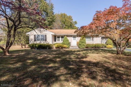 115 Valley Rd, Hillsborough, NJ, 08844-4131 | Card Image