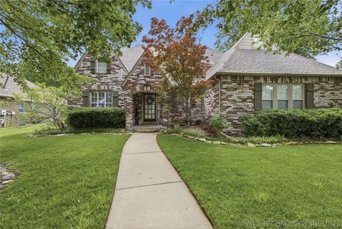 3701 N Oak Ave, Broken Arrow, OK, 74012-0712 | Card Image