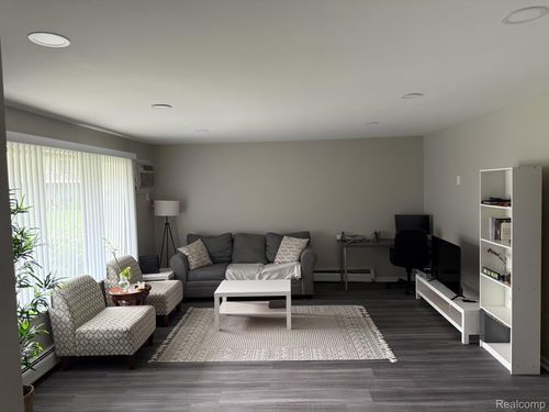 7350 N Inkster Rd, Dearborn Heights, MI, 48127-1683 | Card Image