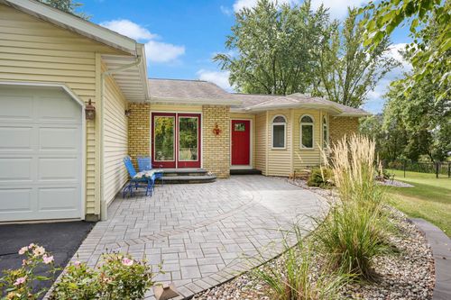 4531 E Oak Lane, Windsor, WI, 53598 | Card Image