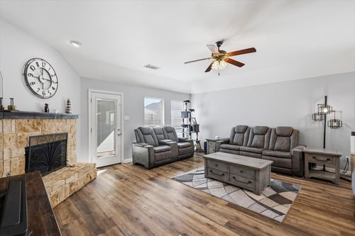 7520 Innisbrook Ln, Fort Worth, TX, 76179-4824 | Card Image