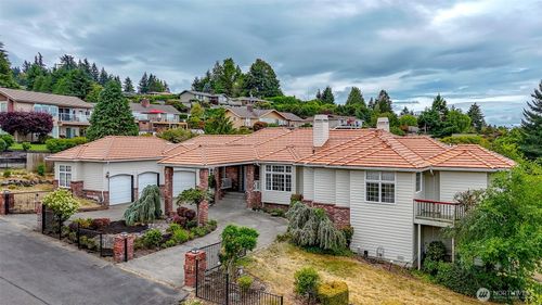 29851 12th Ave Sw, Federal Way, WA, 98023-3407 | Card Image