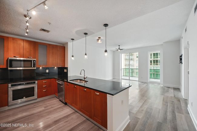 2003 - 1431 Riverplace Blvd, Condo with 1 bedrooms, 1 bathrooms and null parking in Jacksonville FL | Image 4