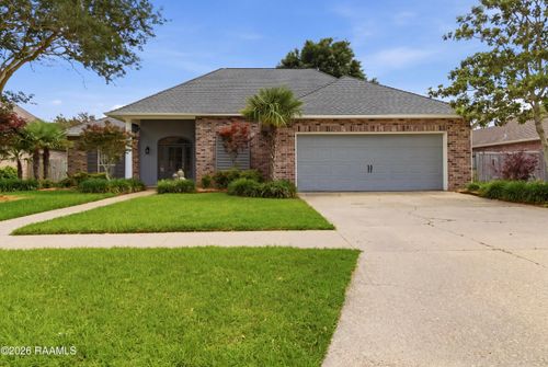 120 Cornish Place, Youngsville, LA, 70592 | Card Image