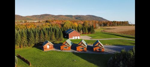 135 East Ridge Road, Mars Hill, ME, 04758 | Card Image