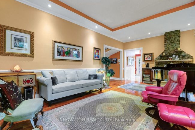 1 - 2976 Richmond Rd, Condo with 3 bedrooms, 2 bathrooms and 1 parking in Ottawa ON | Image 10