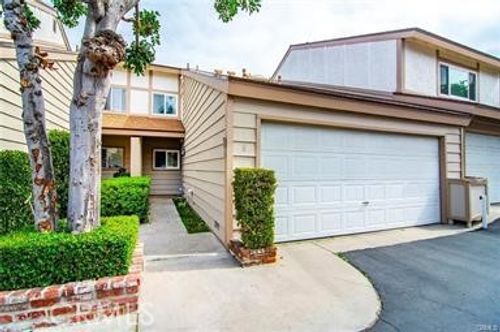 apt-8-18319 Collins St, Tarzana, CA, 91356-2419 | Card Image