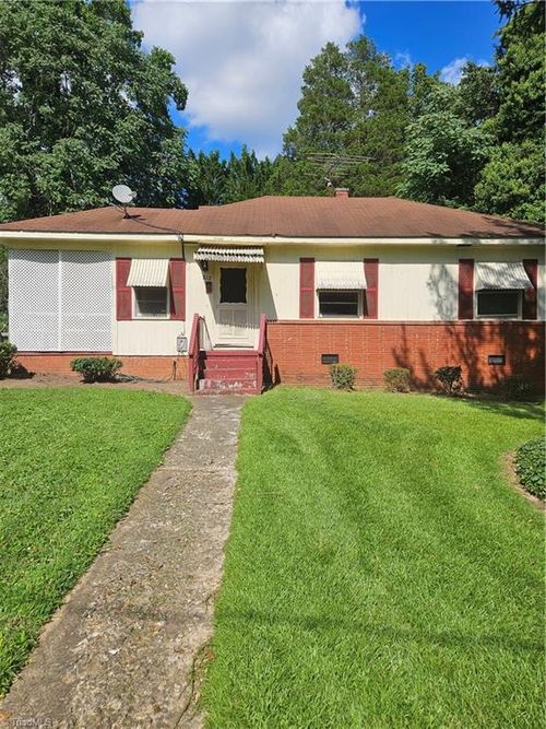 812 Arlington St, High Point, NC, 27260-3661 | Card Image