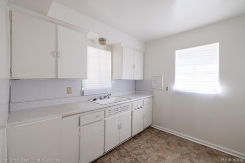 1915 Ewald Cir, Detroit, MI, 48238-3822 | Card Image