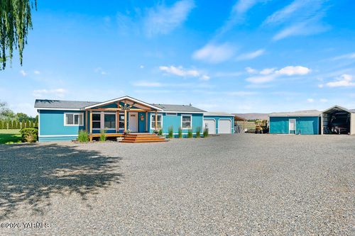 4421 Bell Rd, Yakima, WA, 98901-9575 | Card Image