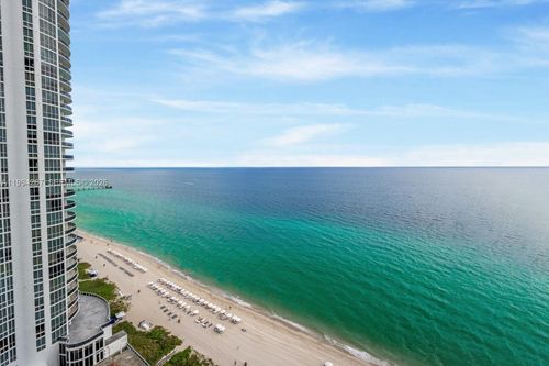 apt-2002-15811 Collins Ave, Sunny Isles Beach, FL, 33160-4180 | Card Image
