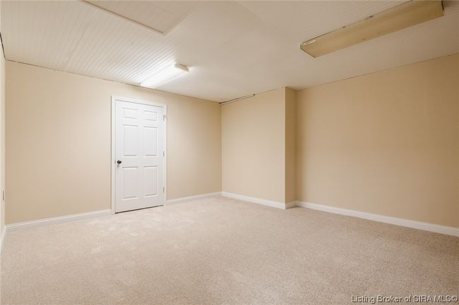 302 Saddleback Dr, Home with 3 bedrooms, 2 bathrooms and null parking in Charlestown IN | Image 79