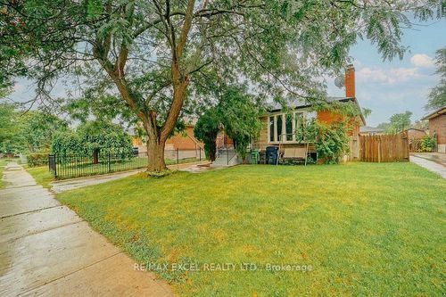 22 Gander Drive, Scarborough, ON, M1G2W1 | Card Image