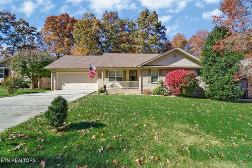 112 Lakewood Dr, Crossville, TN, 38558-8577 | Card Image