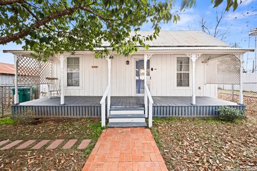 15212 Oak St, Lytle, TX, 78052 | Card Image