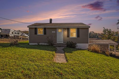 6818 Belmont Avenue Ne, Plainfield Charter Township, MI, 49306 | Card Image