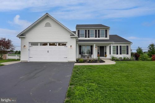 500 Sweetwater Dr, PALMYRA, PA, 17078-8641 | Card Image