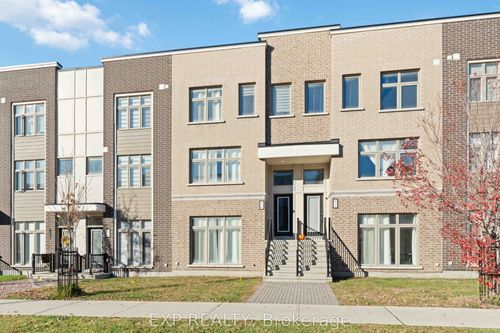 829 Mikinak Rd, Ottawa, ON, K1K4Z9 | Card Image