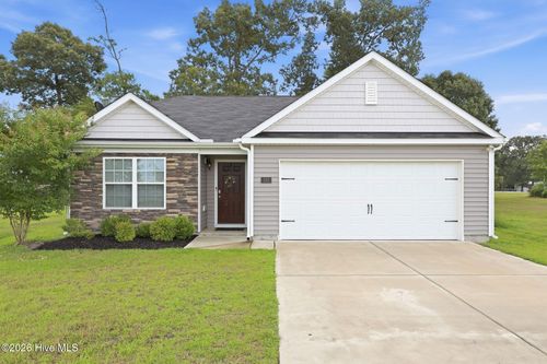 102 Jessica Ct, Vanceboro, NC, 28586-0046 | Card Image