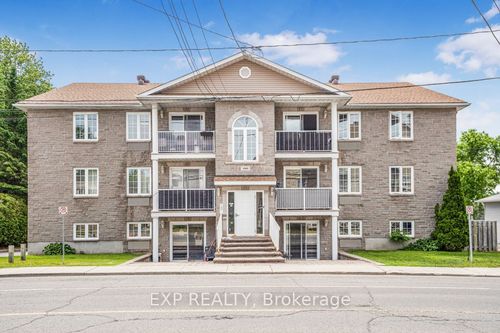 102-1005 Laurier St, Rockland, ON, K4K1T7 | Card Image