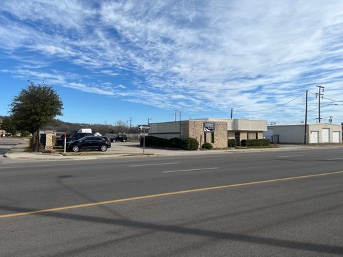 2515 E Hubbard St, Mineral Wells, TX, 76067-4744 | Card Image